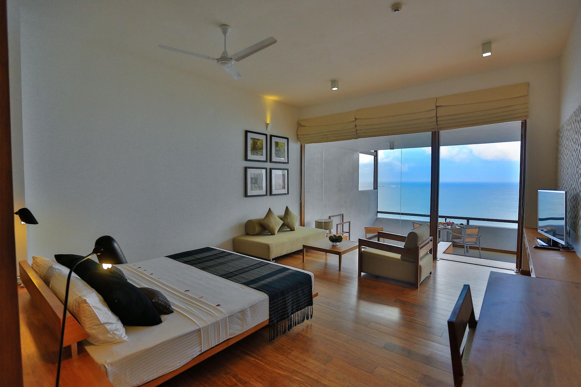 Pandanus & Hotel Bentota